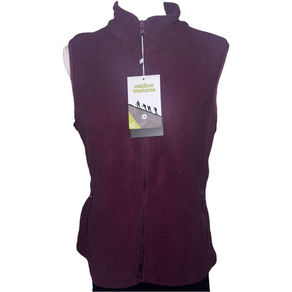 NWT Women’s Fleece Vest